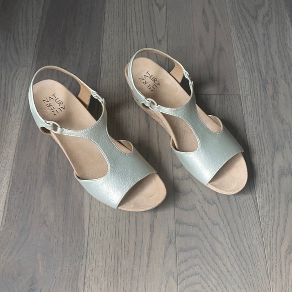Naturalizer Shoes - Size 10 women’s Naturalizer wedges. NWT